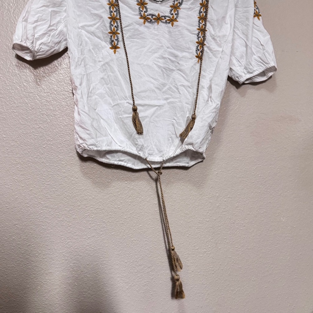 LUCKY BRAND Embroidered White Blouse with Gold Accents - Picture 2 of 7